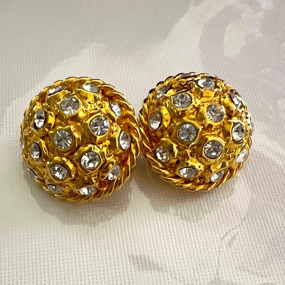 Vintage Gold and Rhinestone Crystal clip-on Earrings